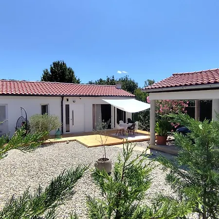 Casa Nova